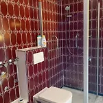 150 M 5-room 15 Min To Duesseldorf