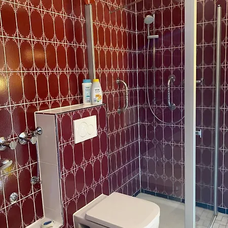 150 M 5-room 15 Min To Duesseldorf