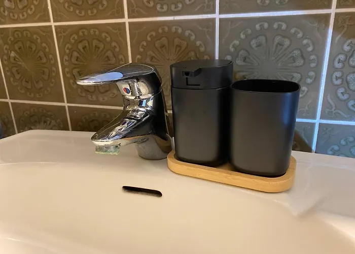 150 M 5-room 15 Min To Duesseldorf